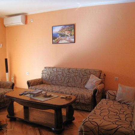 Apartment Stana Petrovac Exterior photo