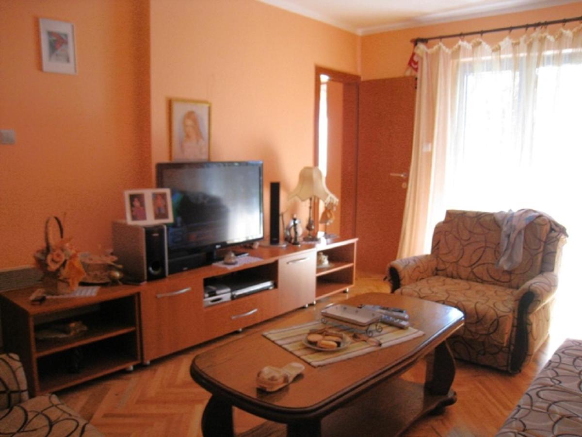 Apartment Stana Petrovac Exterior photo